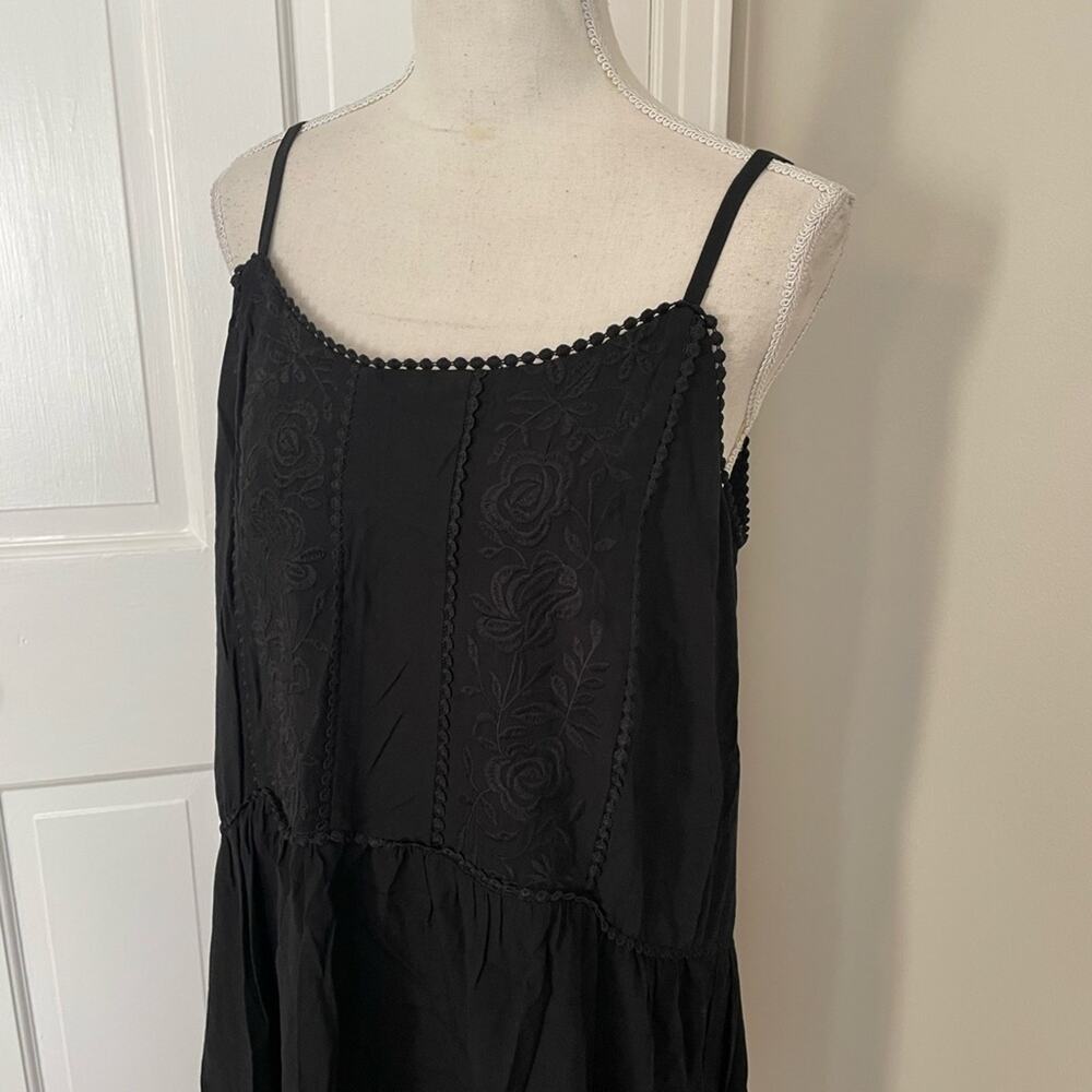 Loft Lacy Embroidered Strappy Swing Dress NWT - Picture 5 of 7
